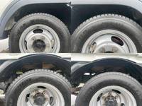 三菱ふそうキャンターガッツダブルキャブ（Wキャブ）小型（2t・3t）[写真17]