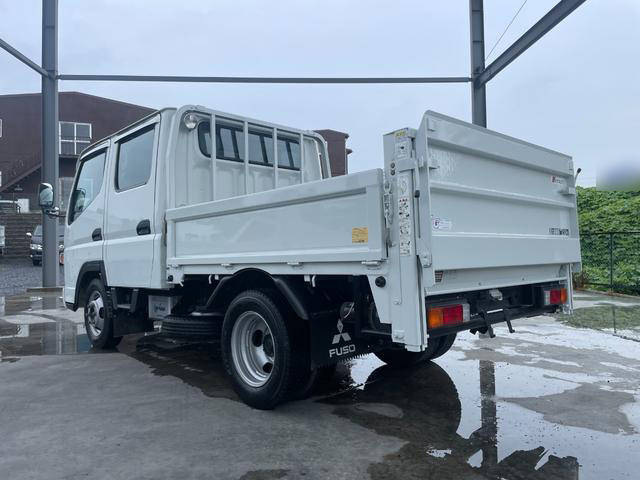 三菱ふそうキャンターガッツダブルキャブ（Wキャブ）小型（2t・3t）[写真02]