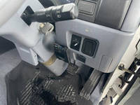 三菱ふそうキャンターガッツダブルキャブ（Wキャブ）小型（2t・3t）[写真32]