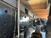 三菱ふそうキャンター平ボディ小型（2t・3t）[写真25]