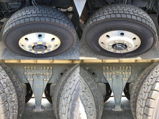 三菱ふそうスーパーグレートアルミウイング大型（10t）[写真16]