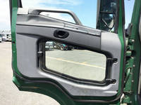 三菱ふそうスーパーグレートアルミウイング大型（10t）[写真24]