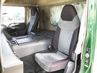 三菱ふそうスーパーグレートアルミウイング大型（10t）[写真26]