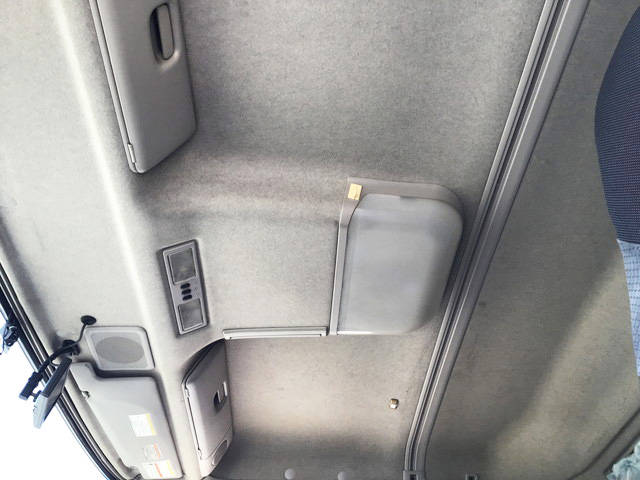 三菱ふそうスーパーグレートアルミウイング大型（10t）[写真28]