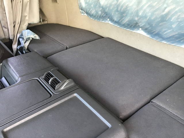 三菱ふそうスーパーグレートアルミウイング大型（10t）[写真29]