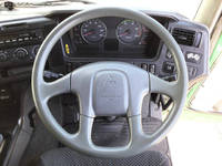 三菱ふそうスーパーグレートアルミウイング大型（10t）[写真32]