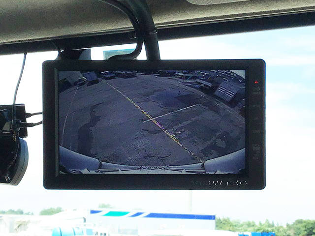 三菱ふそうスーパーグレートアルミウイング大型（10t）[写真35]