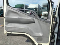 三菱ふそうキャンター高所作業車小型（2t・3t）[写真28]