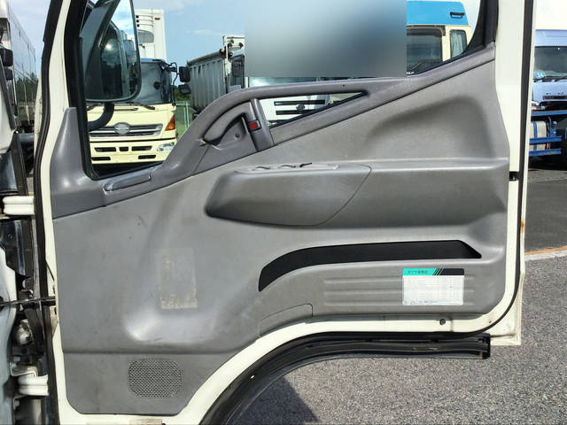 三菱ふそうキャンター高所作業車小型（2t・3t）[写真29]