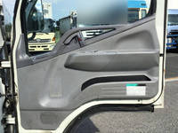 三菱ふそうキャンター高所作業車小型（2t・3t）[写真29]