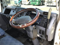 三菱ふそうキャンター高所作業車小型（2t・3t）[写真33]