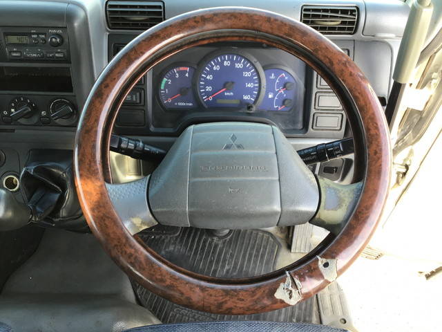 三菱ふそうキャンター高所作業車小型（2t・3t）[写真35]