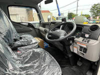 三菱ふそうキャンターセーフティローダー小型（2t・3t）[写真08]