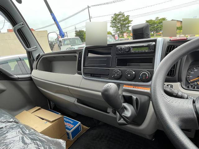 三菱ふそうキャンターセーフティローダー小型（2t・3t）[写真09]