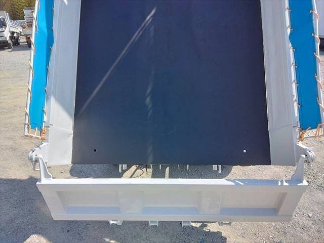 いすゞエルフダンプ小型（2t・3t）[写真17]