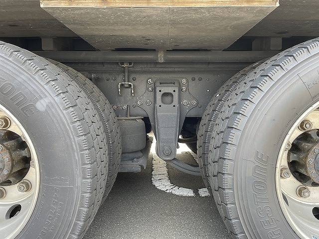 三菱ふそうスーパーグレートアルミウイング大型（10t）[写真17]