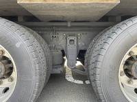 三菱ふそうスーパーグレートアルミウイング大型（10t）[写真17]