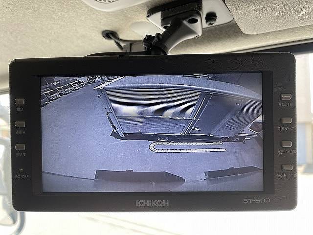 三菱ふそうスーパーグレートアルミウイング大型（10t）[写真30]