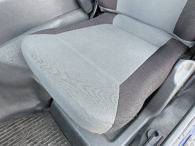 三菱ふそうスーパーグレートアルミウイング大型（10t）[写真34]