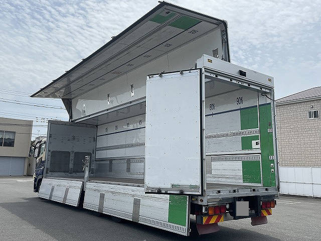 三菱ふそうスーパーグレートアルミウイング大型（10t）[写真05]