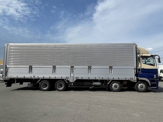 三菱ふそうスーパーグレートアルミウイング大型（10t）[写真07]