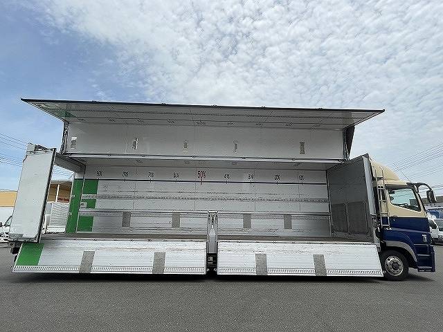 三菱ふそうスーパーグレートアルミウイング大型（10t）[写真08]