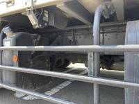 三菱ふそうスーパーグレートアルミウイング大型（10t）[写真18]