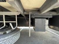 三菱ふそうスーパーグレートアルミウイング大型（10t）[写真20]