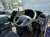 三菱ふそうスーパーグレートアルミウイング大型（10t）[写真27]