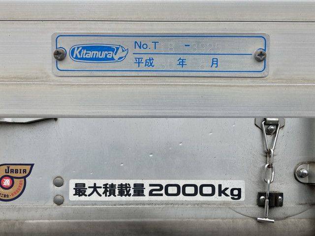 いすゞエルフアルミバン小型（2t・3t）[写真14]