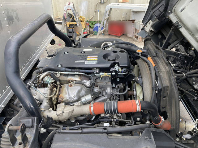 いすゞエルフアルミバン小型（2t・3t）[写真23]