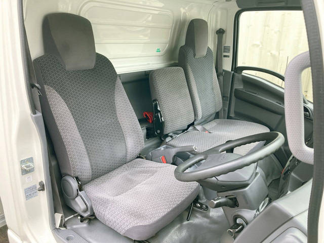 いすゞエルフアルミバン小型（2t・3t）[写真29]