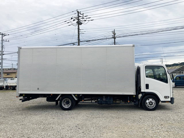 いすゞエルフアルミバン小型（2t・3t）[写真06]