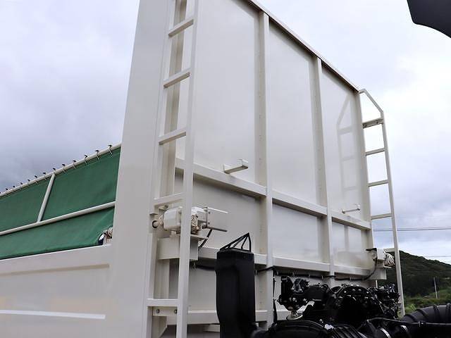 日野プロフィアダンプ大型（10t）[写真14]