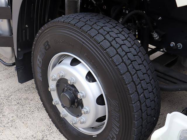 日野プロフィアダンプ大型（10t）[写真36]