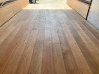 三菱ふそうキャンターアルミバン小型（2t・3t）[写真13]