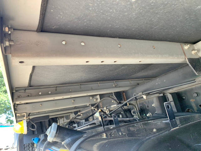 三菱ふそうキャンターアルミバン小型（2t・3t）[写真22]