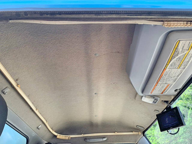 三菱ふそうキャンターアルミバン小型（2t・3t）[写真31]