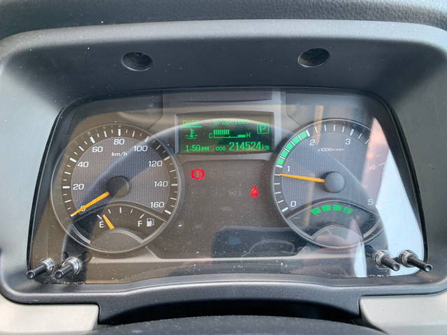 三菱ふそうキャンターアルミバン小型（2t・3t）[写真33]