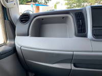 三菱ふそうキャンターアルミバン小型（2t・3t）[写真35]