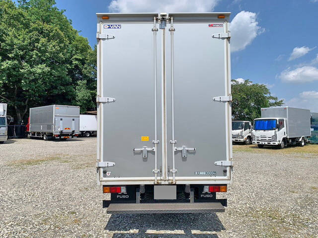 三菱ふそうキャンターアルミバン小型（2t・3t）[写真07]