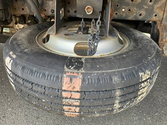 日野デュトロアルミバン小型（2t・3t）[写真16]