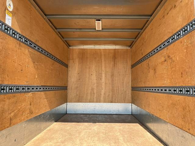 日野デュトロアルミバン小型（2t・3t）[写真04]