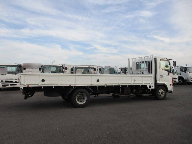 日野レンジャー平ボディ中型（4t）[写真04]