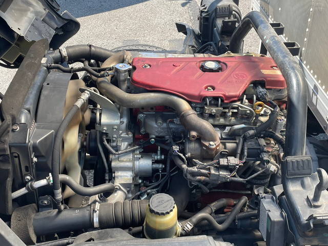 日野デュトロアルミバン小型（2t・3t）[写真12]