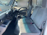 日野デュトロアルミバン小型（2t・3t）[写真14]