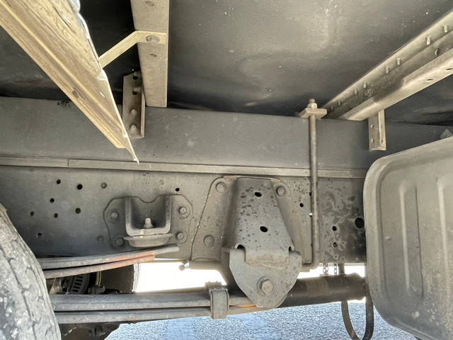 日野デュトロアルミバン小型（2t・3t）[写真26]