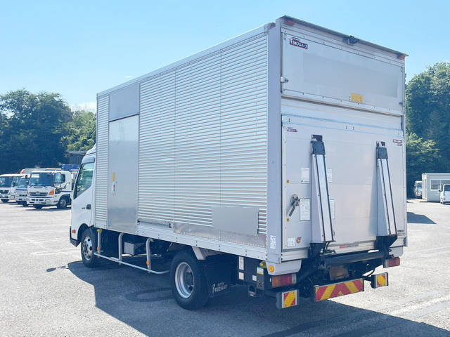 日野デュトロアルミバン小型（2t・3t）[写真04]