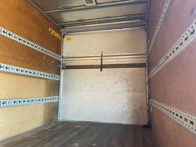 日野デュトロアルミバン小型（2t・3t）[写真09]