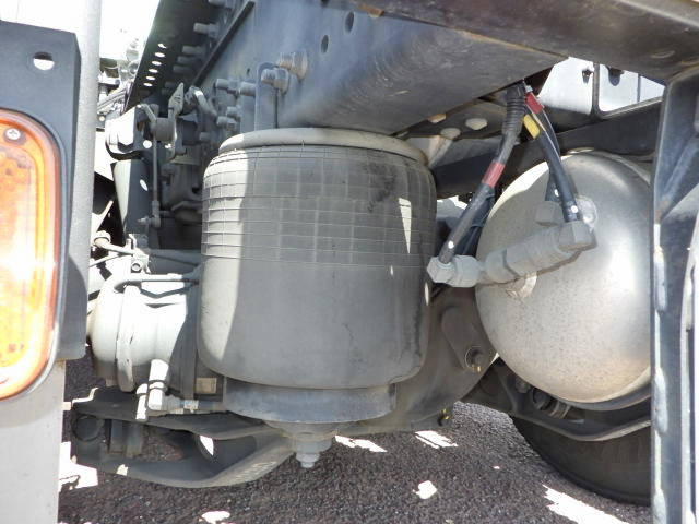 日野プロフィアトレーラーヘッド（トラクターヘッド）大型（10t）[写真20]